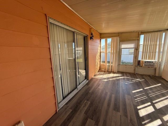 Image 9 of 29 For 14366 Starcross Street