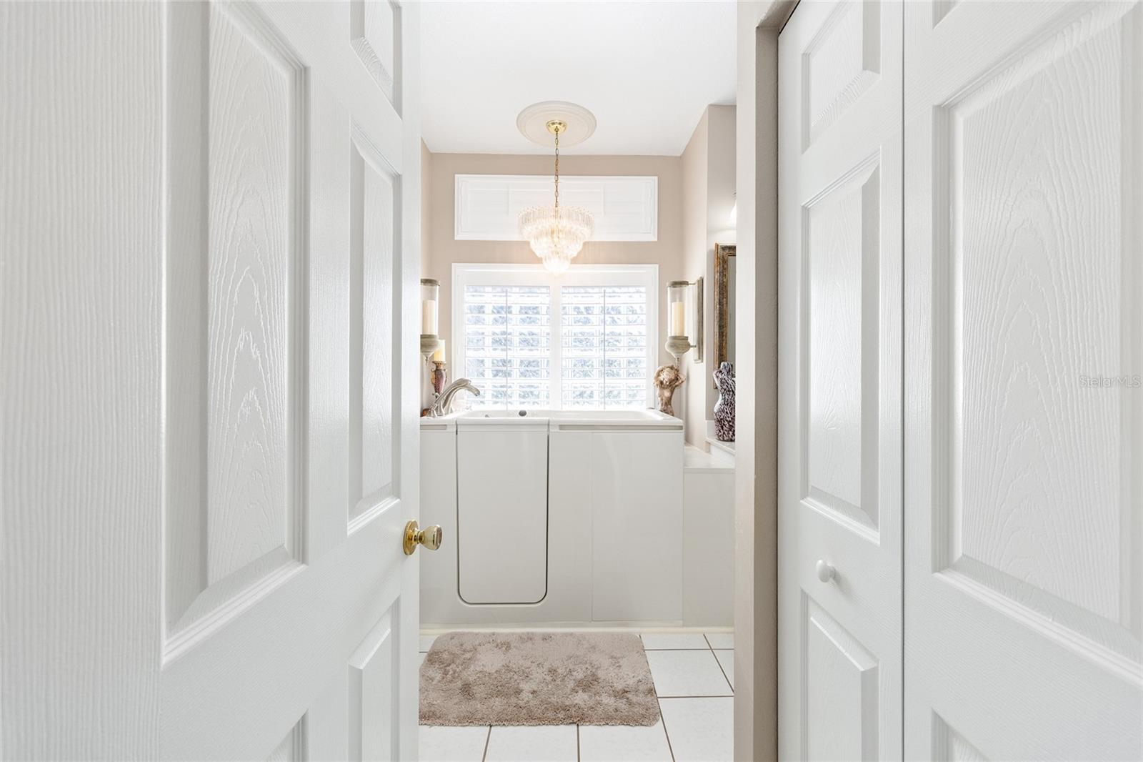 Image 33 of 51 For 11615 72nd Circle