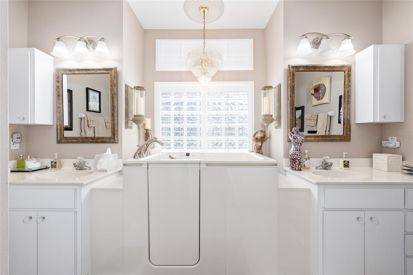 Image 34 of 51 For 11615 72nd Circle