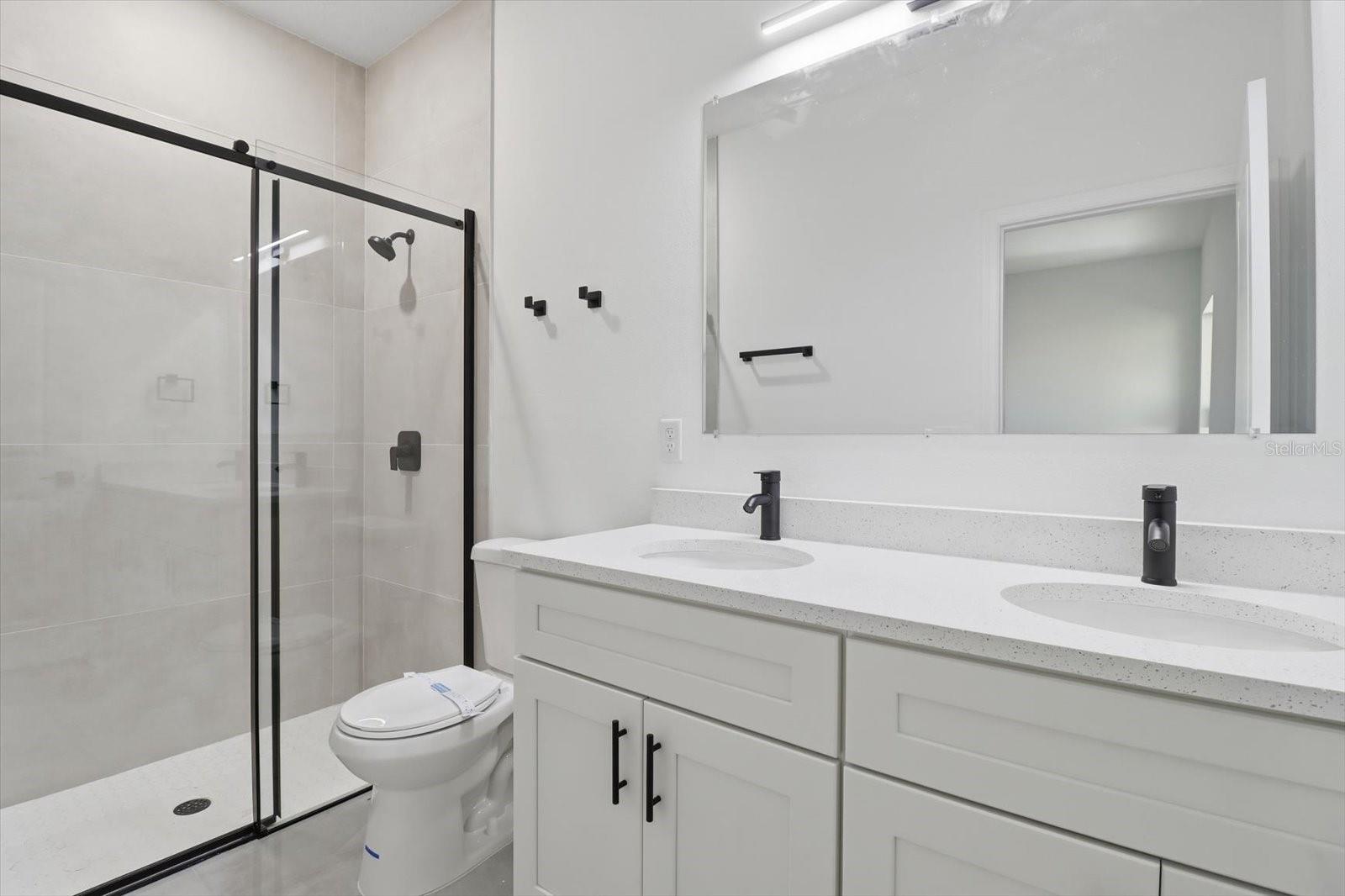 Listing photo id 14 for 7549 Santos Drive