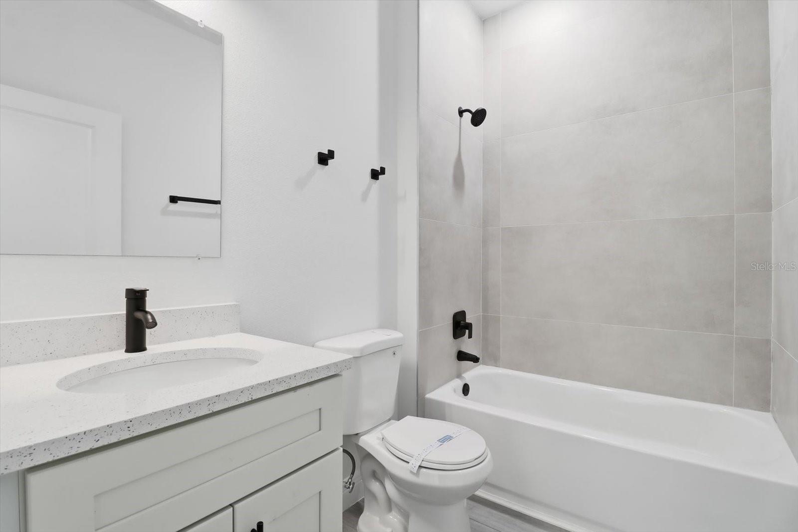 Listing photo id 17 for 7549 Santos Drive