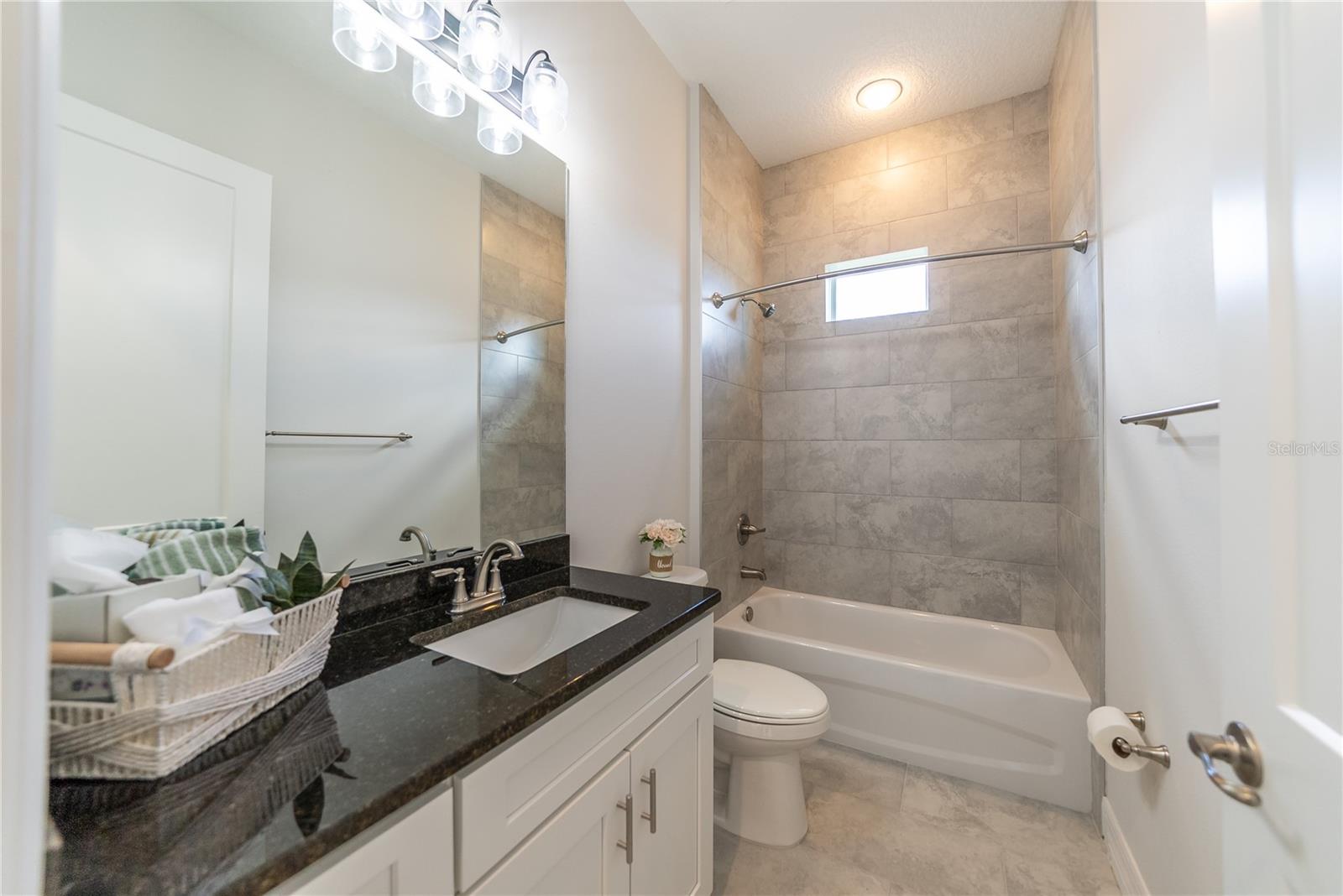 Image 13 of 22 For 4780 25th Loop