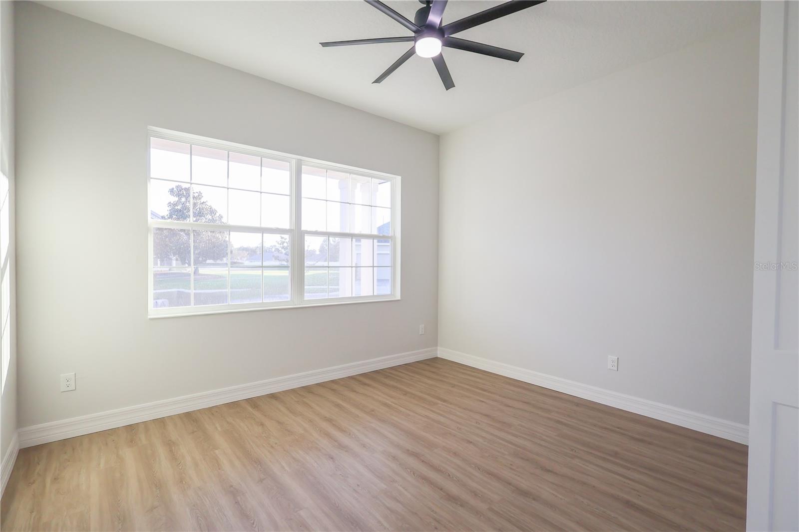 Image 14 of 22 For 4780 25th Loop