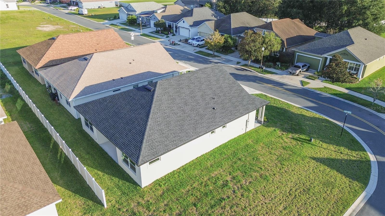 Image 18 of 22 For 4780 25th Loop