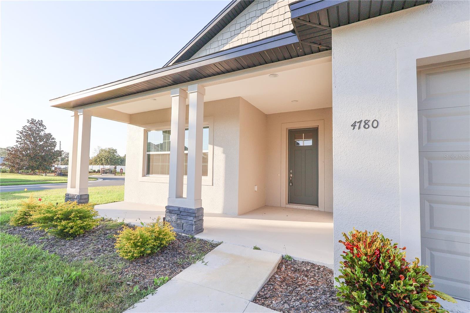 Image 2 of 22 For 4780 25th Loop