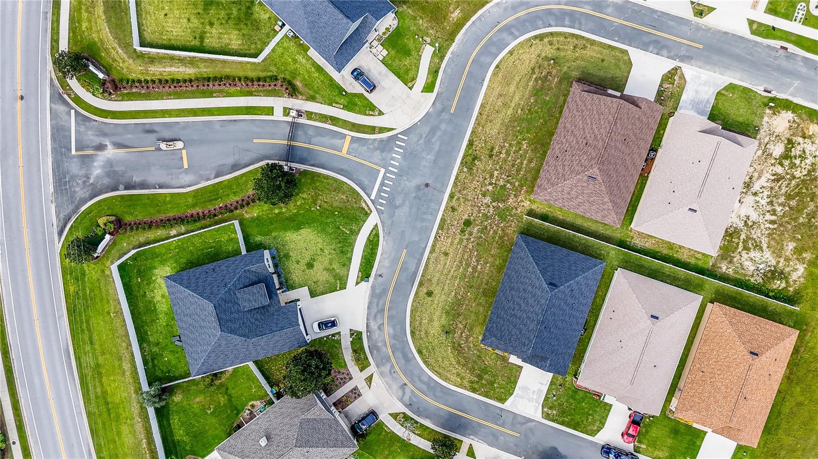 Image 20 of 22 For 4780 25th Loop