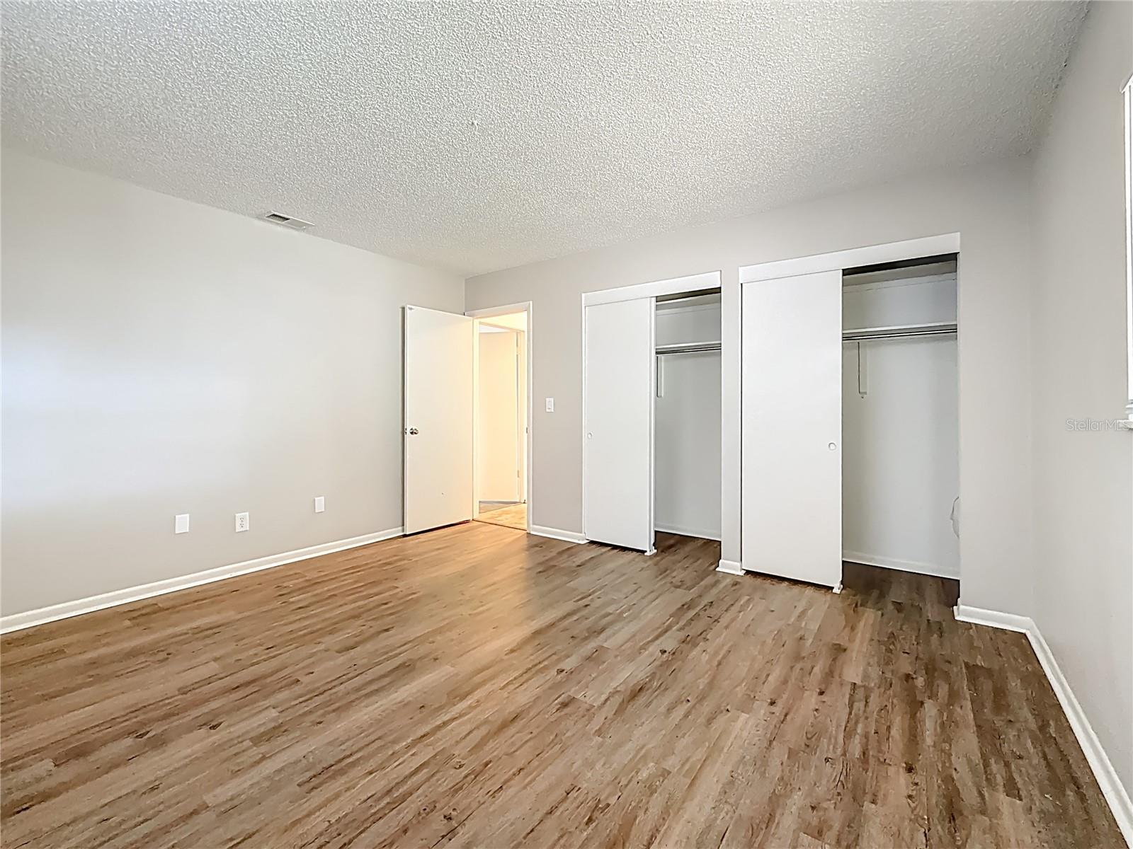 Image 23 of 39 For 2100 58th Street N