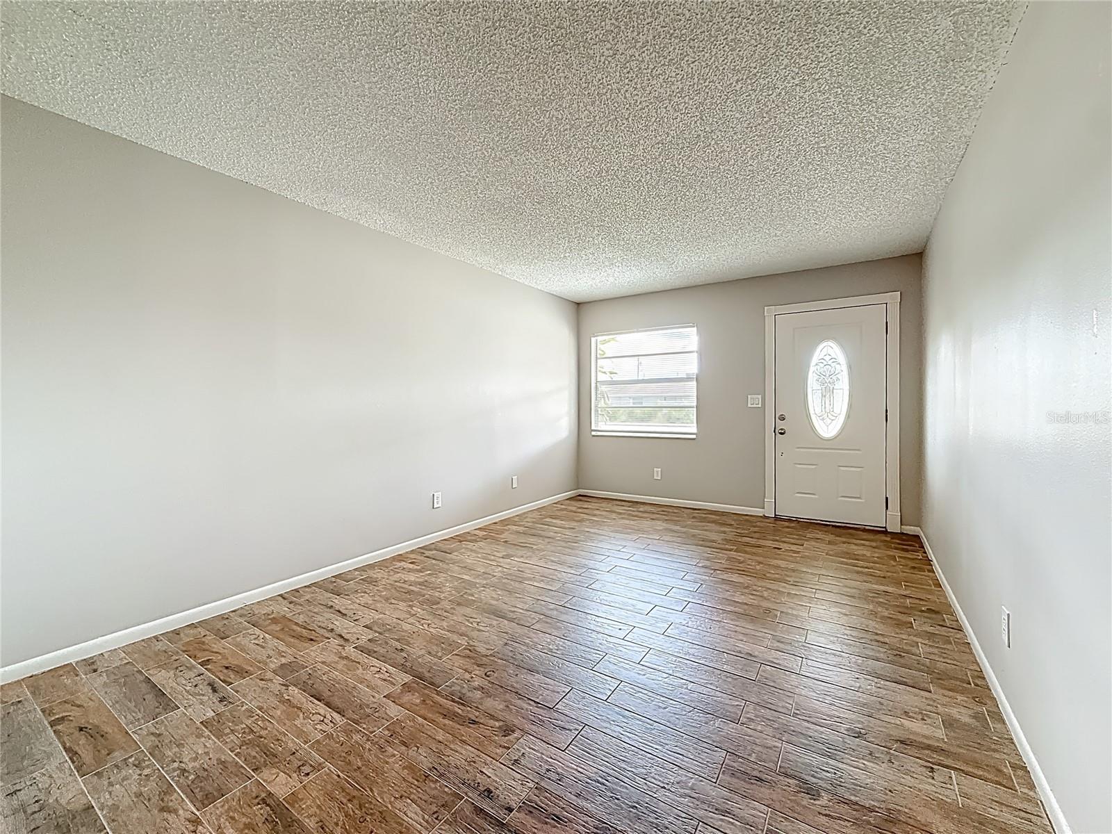 Image 7 of 39 For 2100 58th Street N