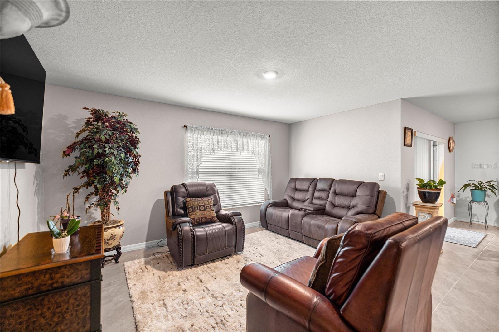 Image 10 of 27 For 11446 72nd Avenue
