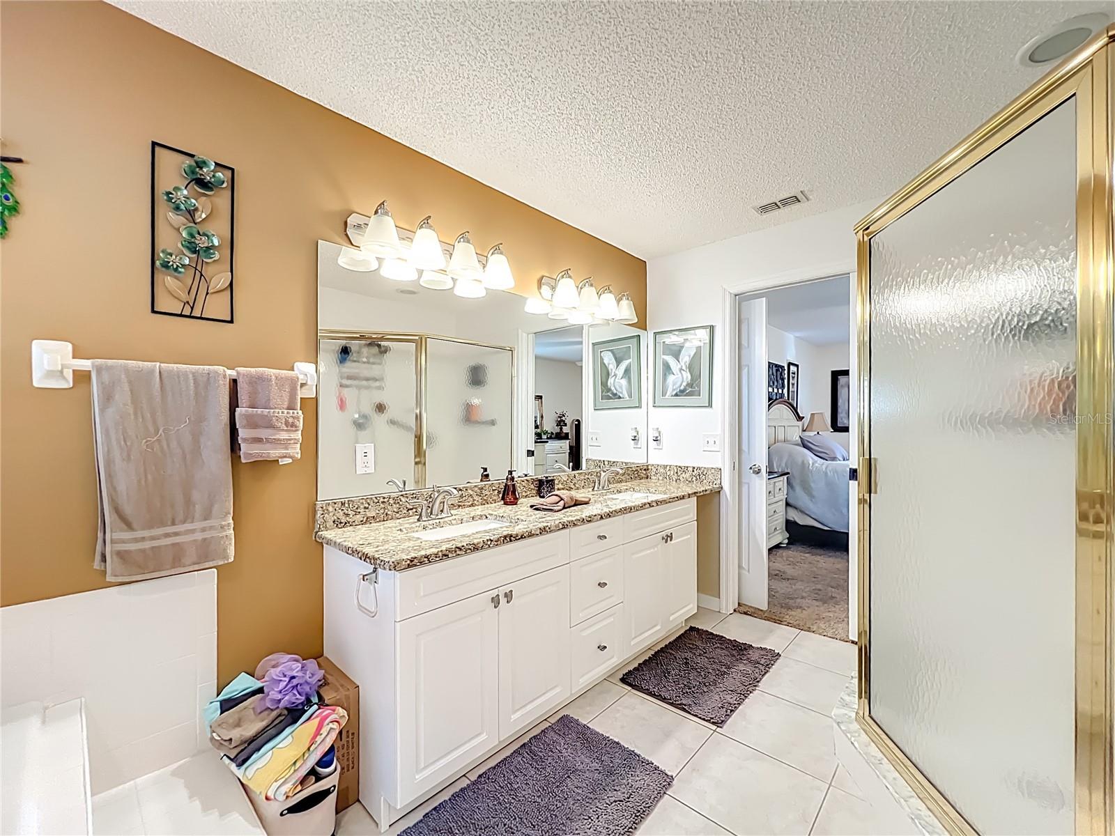 Image 30 of 93 For 11740 169th Avenue Road