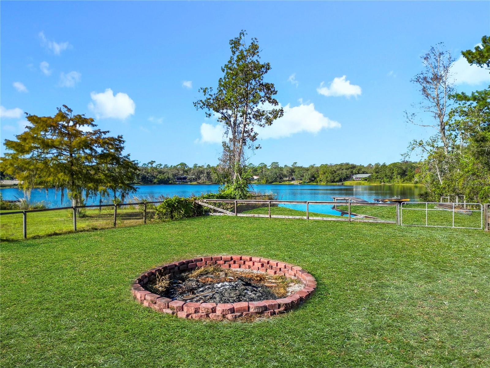 Image 55 of 93 For 11740 169th Avenue Road