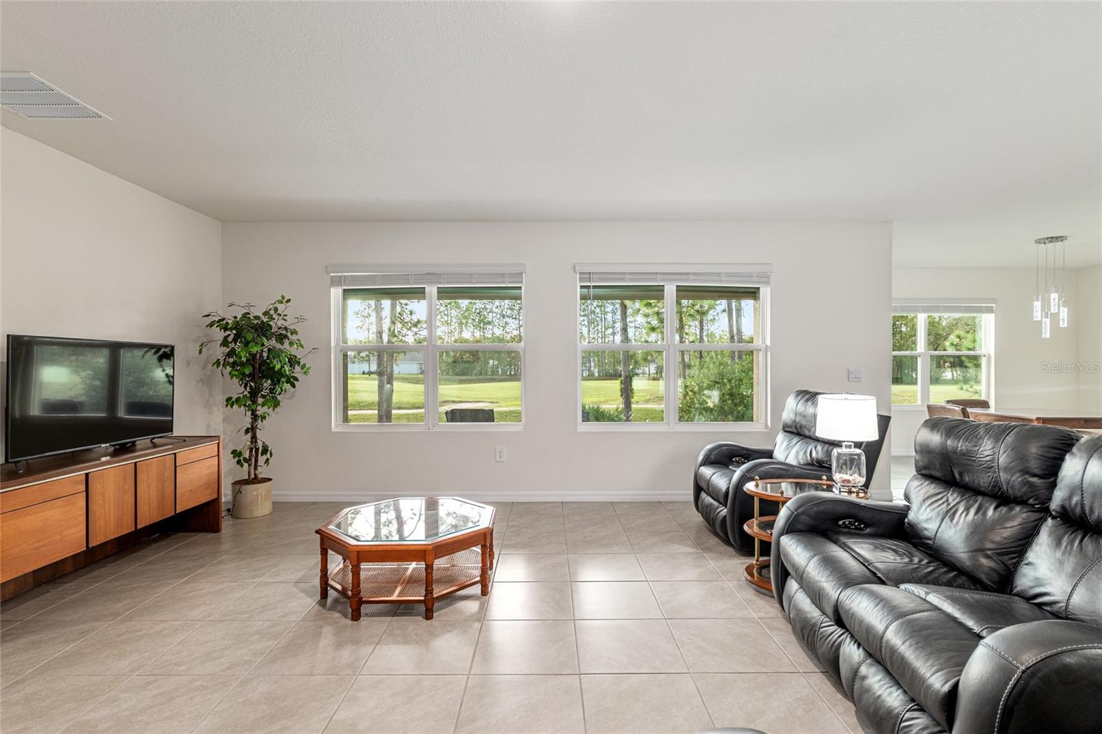 Image 15 of 84 For 141 Hickory Course Circle