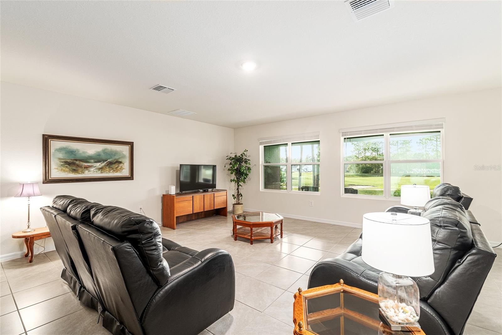 Image 16 of 84 For 141 Hickory Course Circle