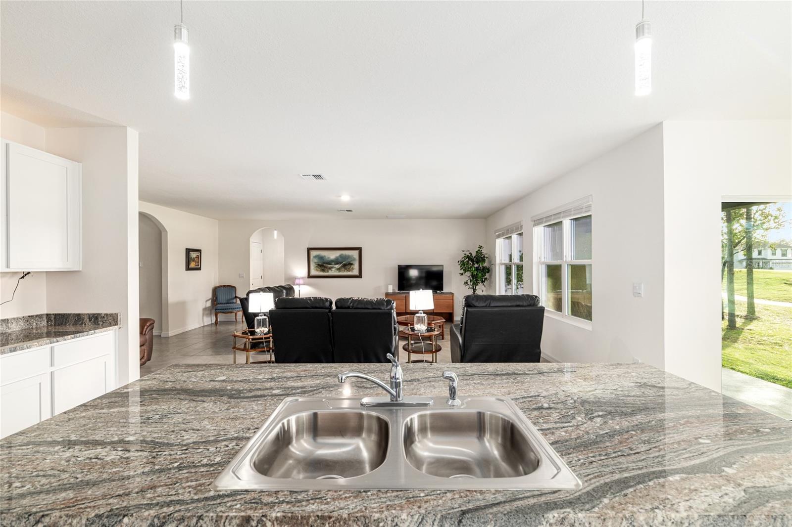 Image 23 of 84 For 141 Hickory Course Circle