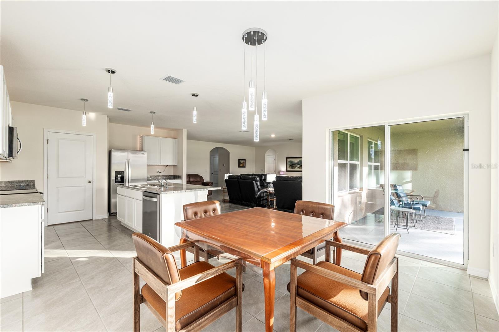 Image 31 of 84 For 141 Hickory Course Circle