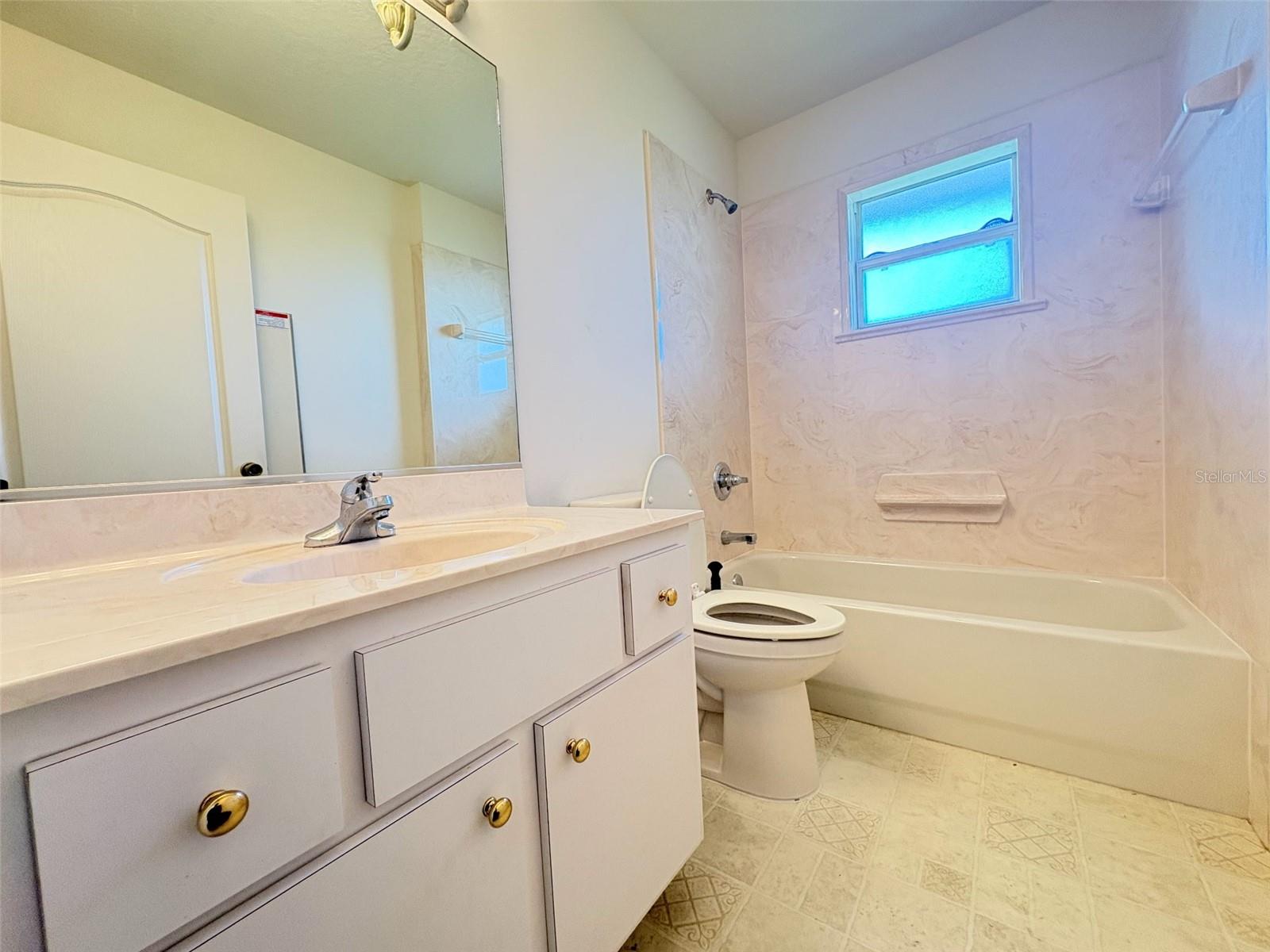 Image 15 of 33 For 3220 46th Court