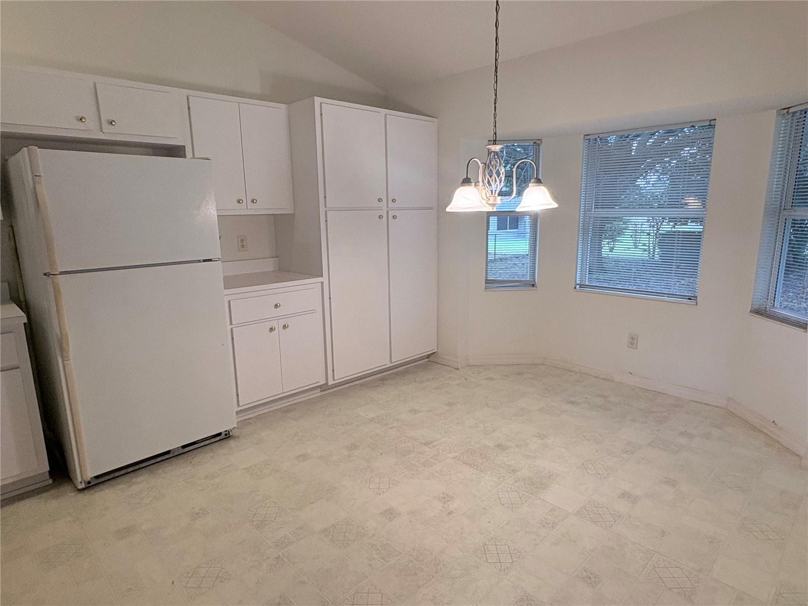 Image 5 of 33 For 3220 46th Court