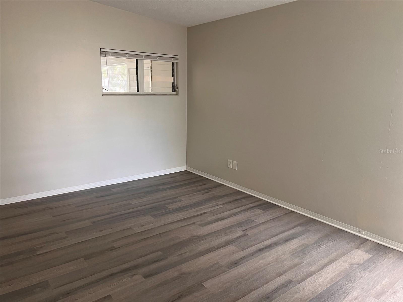 Image 10 of 35 For 535 Monterey Boulevard Ne