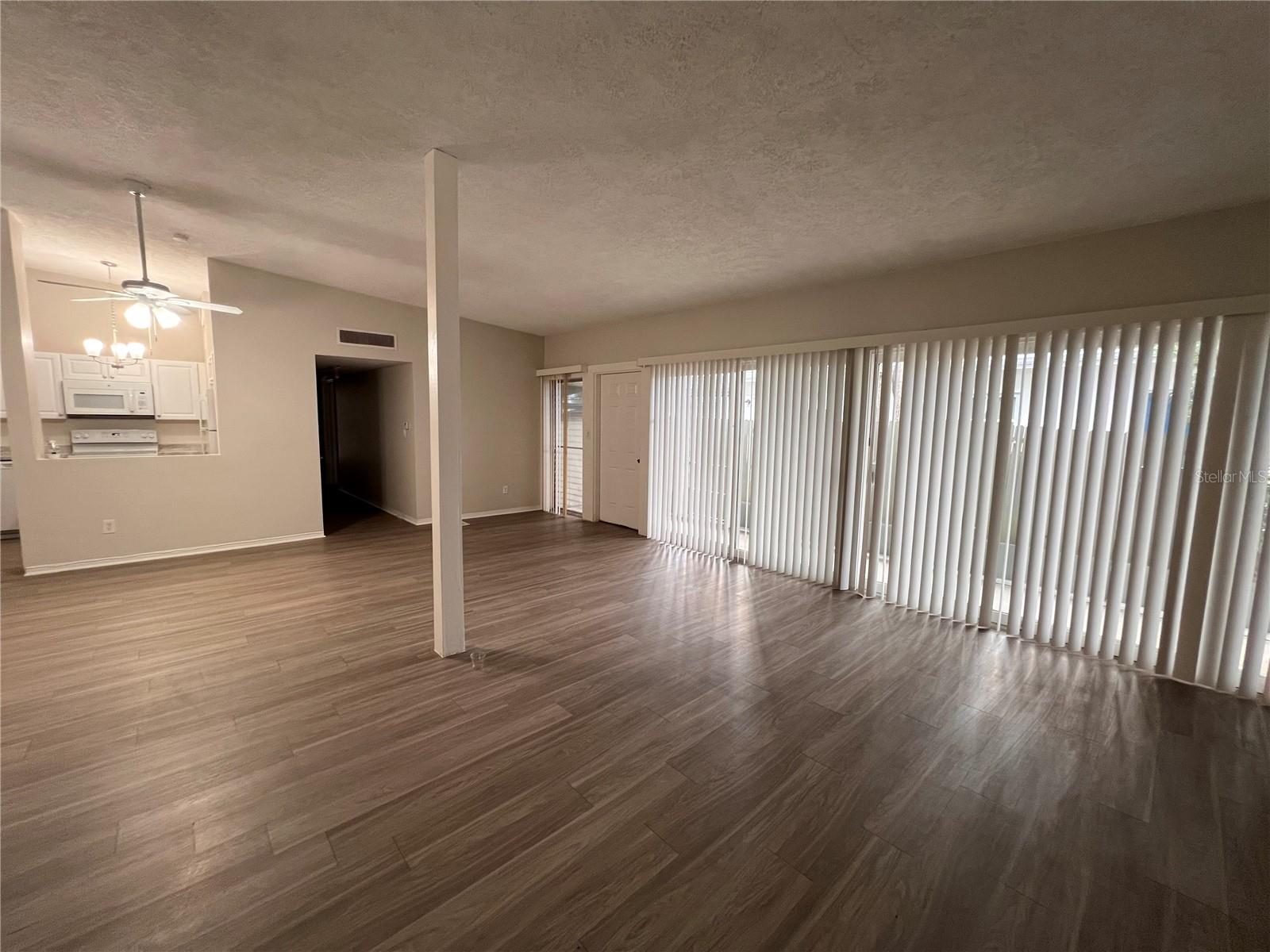 Image 19 of 35 For 535 Monterey Boulevard Ne