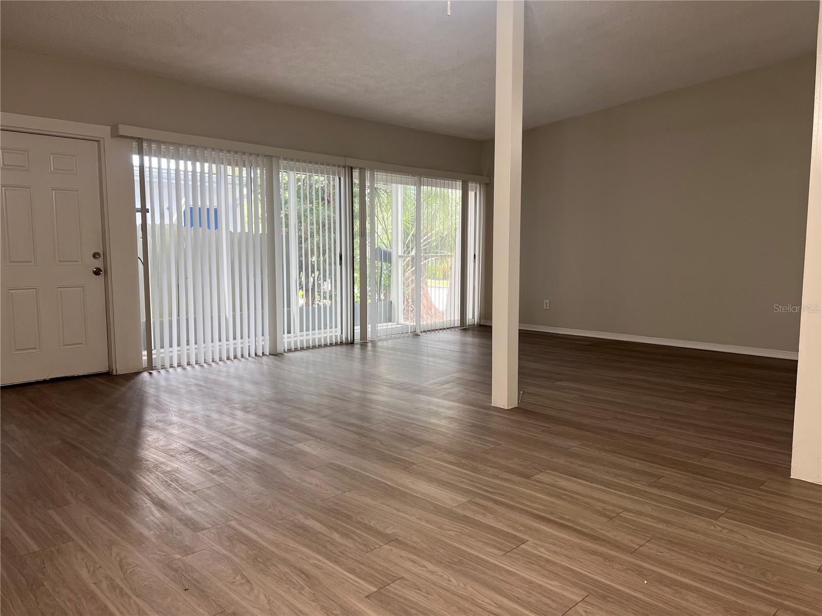 Image 21 of 35 For 535 Monterey Boulevard Ne