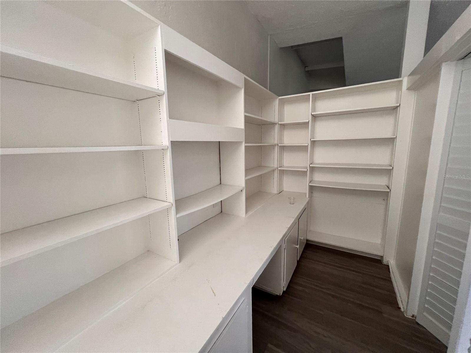 Image 22 of 35 For 535 Monterey Boulevard Ne