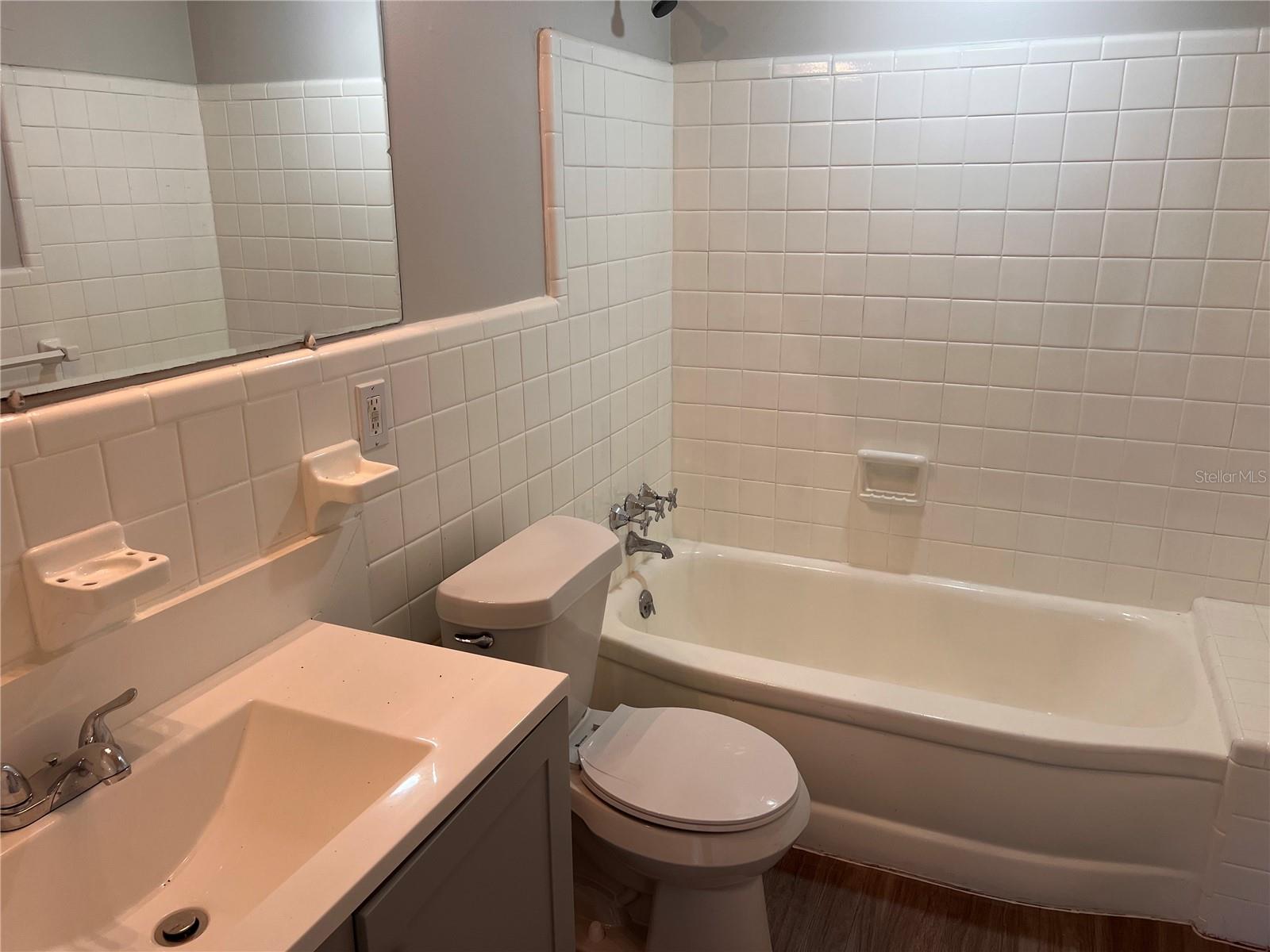 Image 33 of 35 For 535 Monterey Boulevard Ne