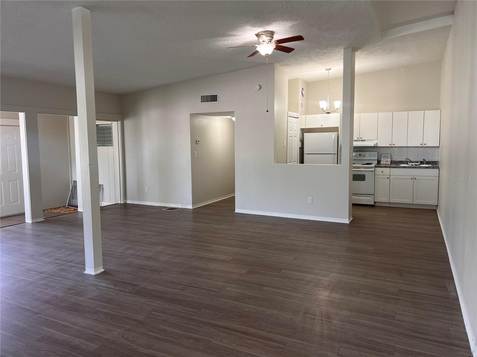 Image 5 of 35 For 535 Monterey Boulevard Ne