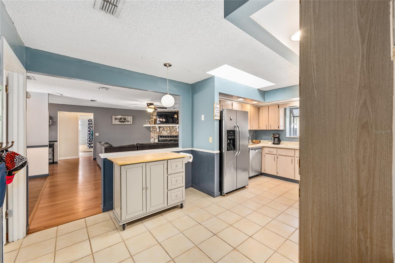 Image 13 of 34 For 13610 43rd Circle