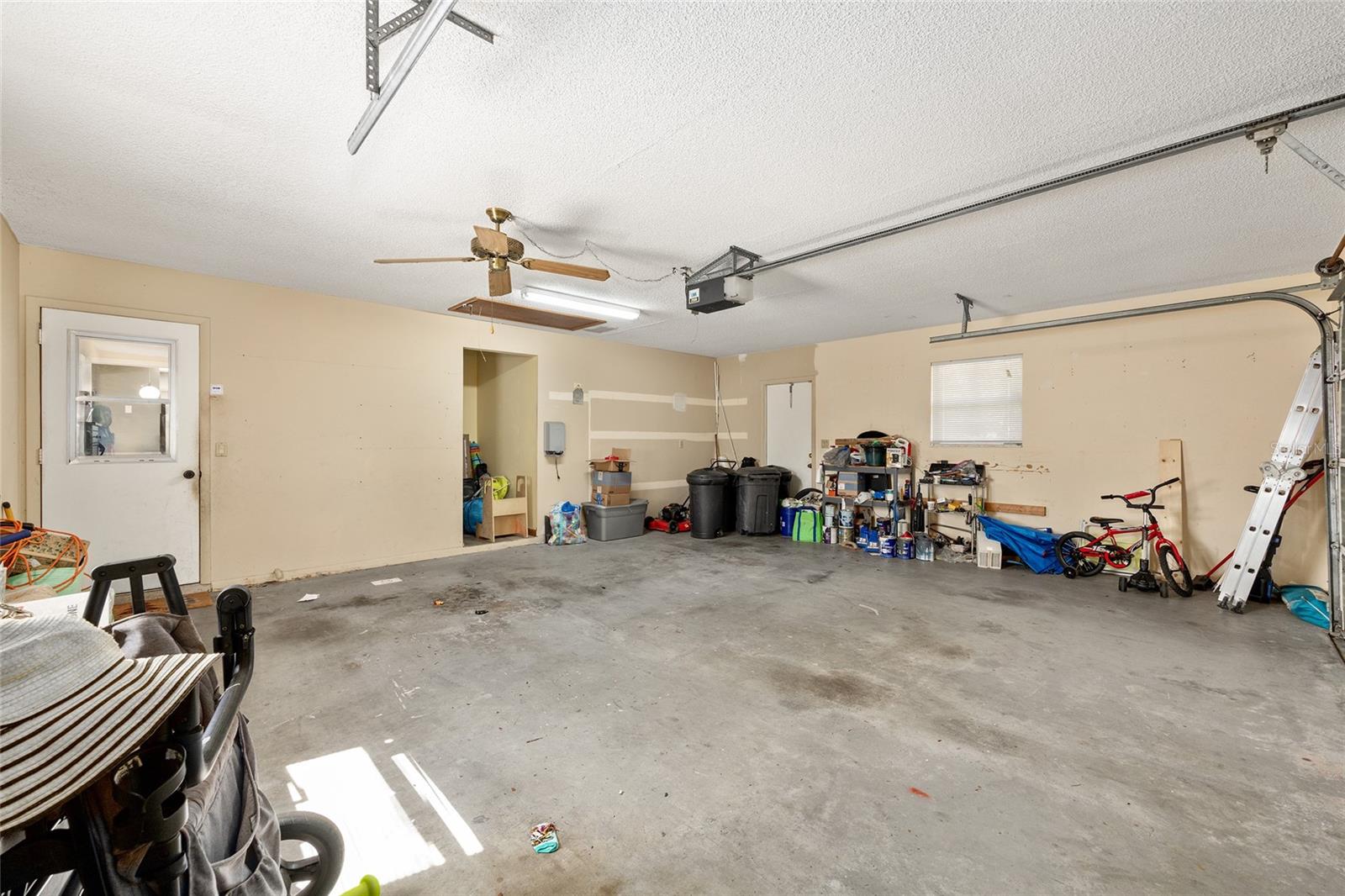 Image 32 of 34 For 13610 43rd Circle