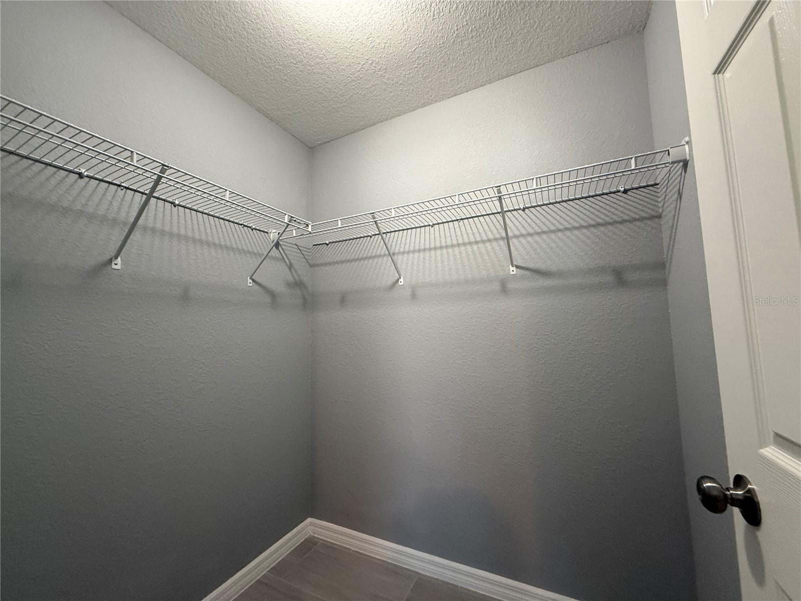 Image 14 of 18 For 19672 59th Lane