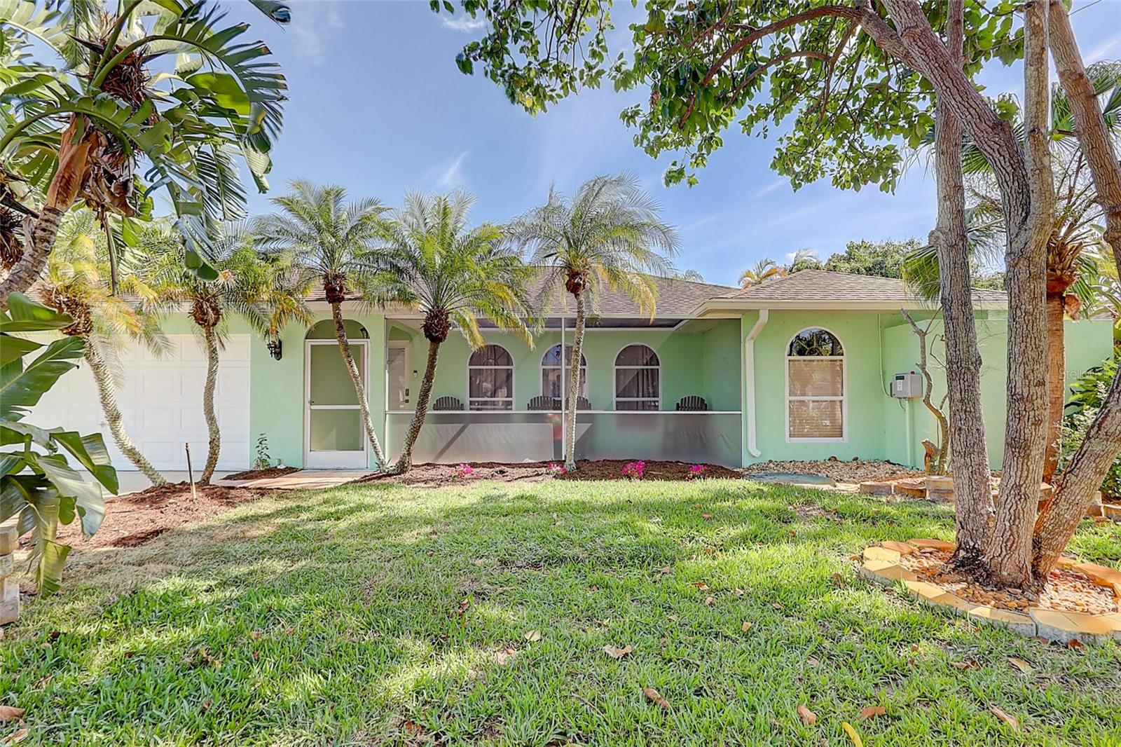 Image 3 of 47 For 238 Grove Avenue