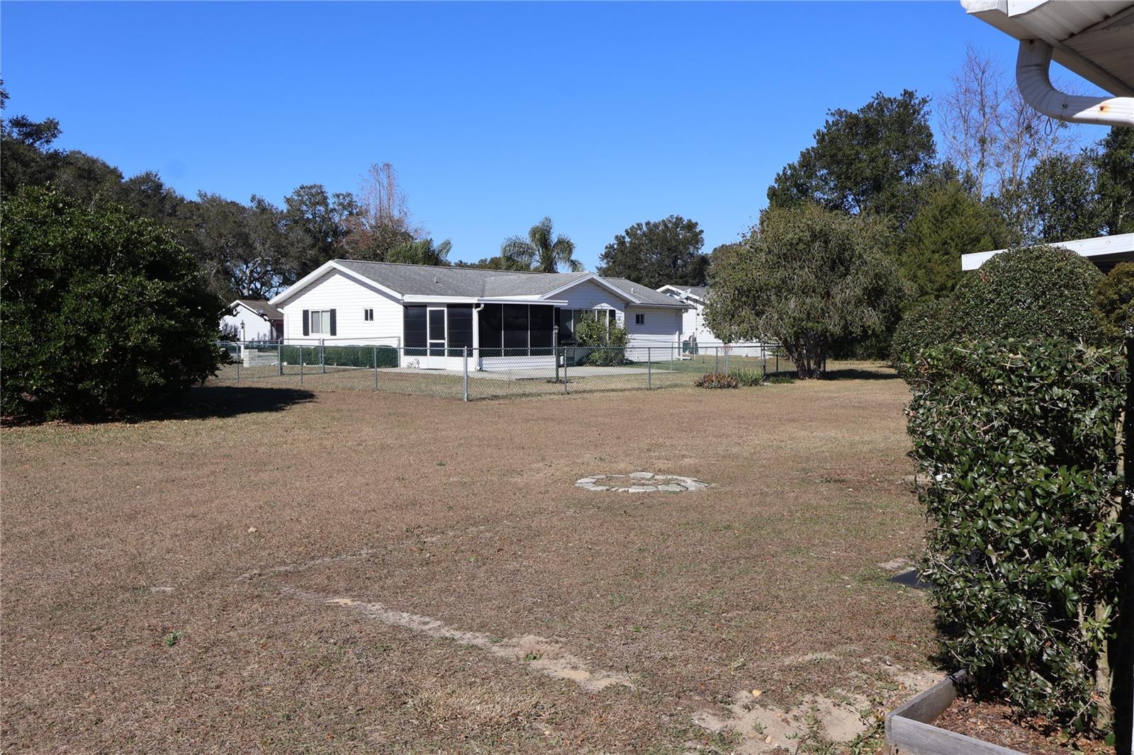 Image 7 of 23 For 6522 60th Court