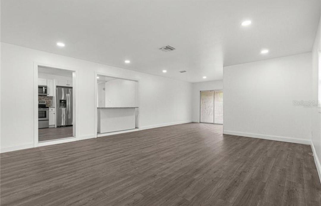 Image 13 of 39 For 46 Lake Court Loop