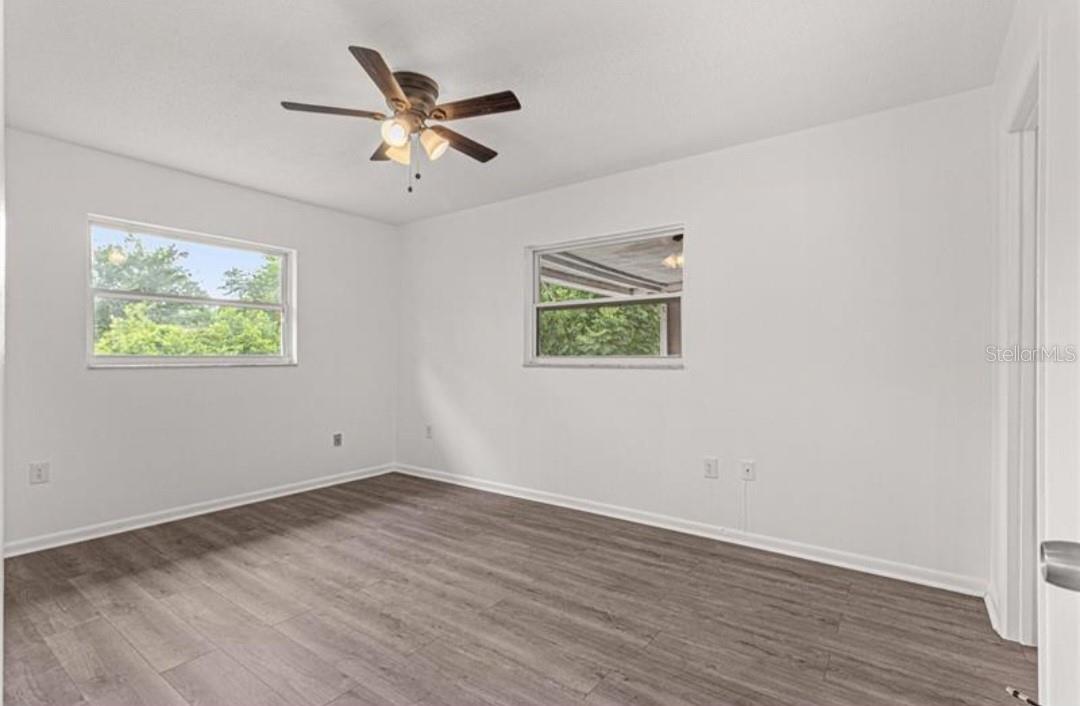 Image 22 of 39 For 46 Lake Court Loop