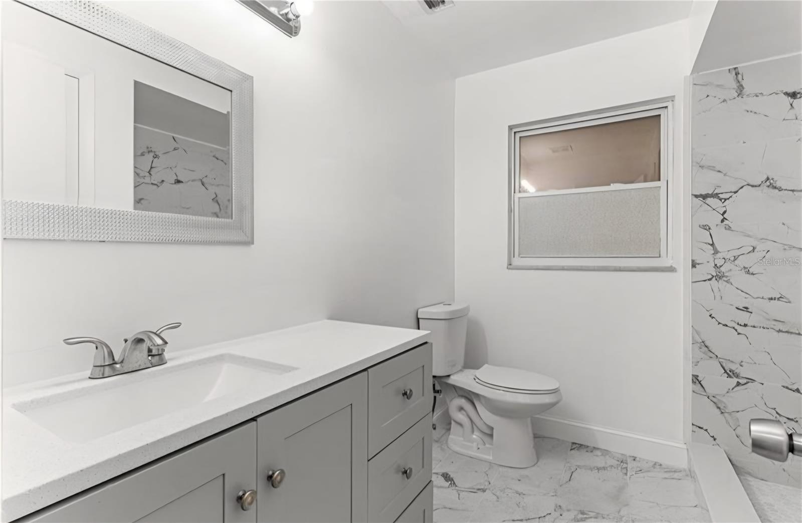 Image 26 of 39 For 46 Lake Court Loop