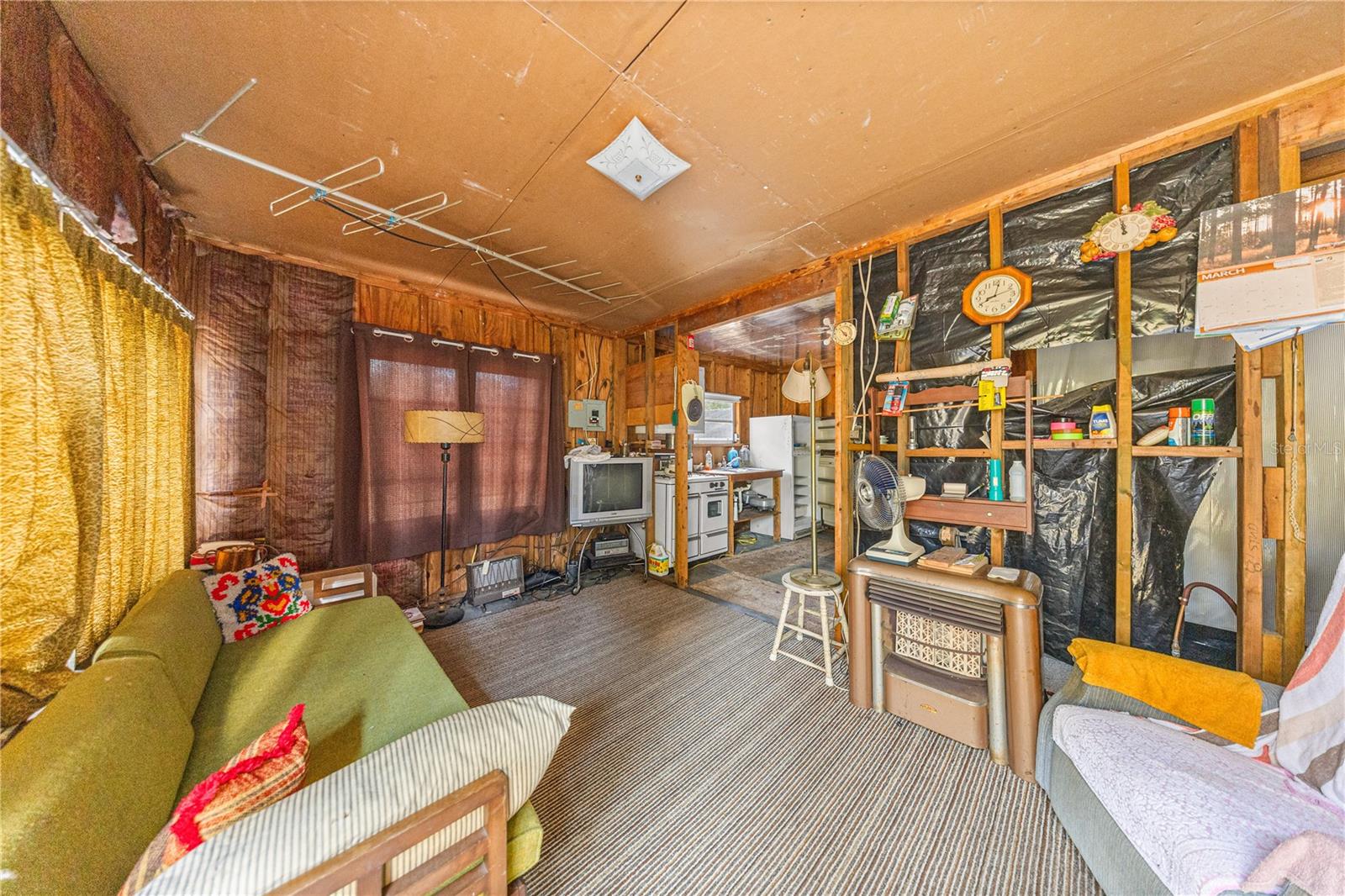 Image 13 of 24 For 20470 142nd Lane