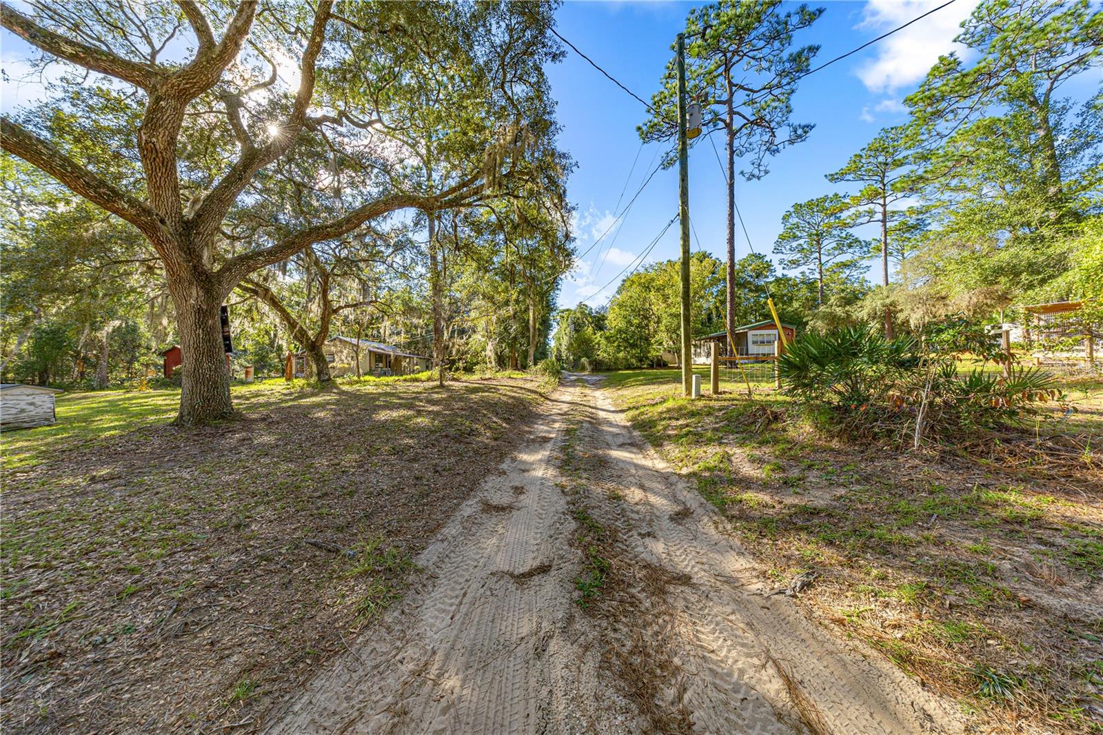 Image 18 of 24 For 20470 142nd Lane