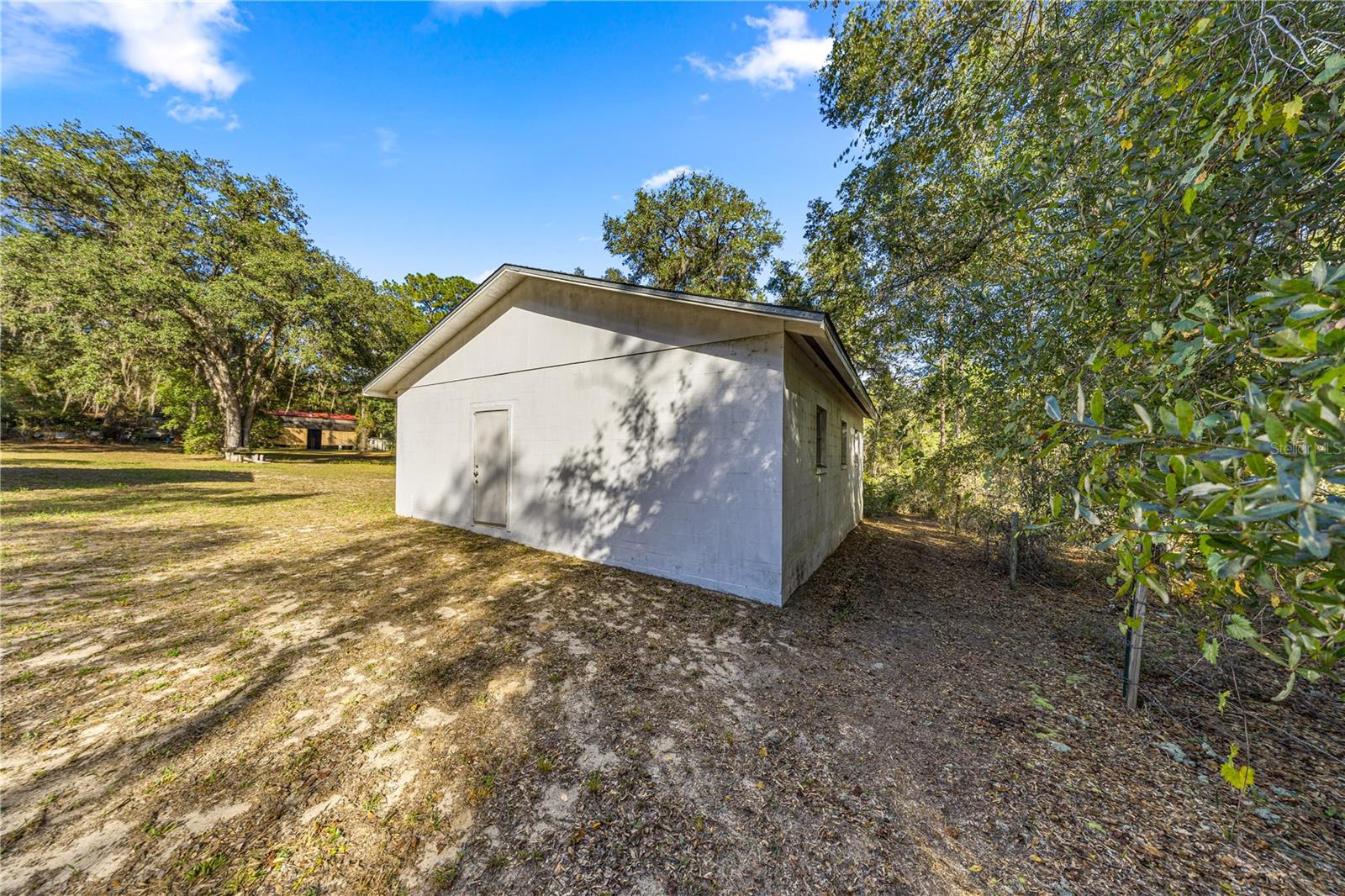 Image 8 of 24 For 20470 142nd Lane