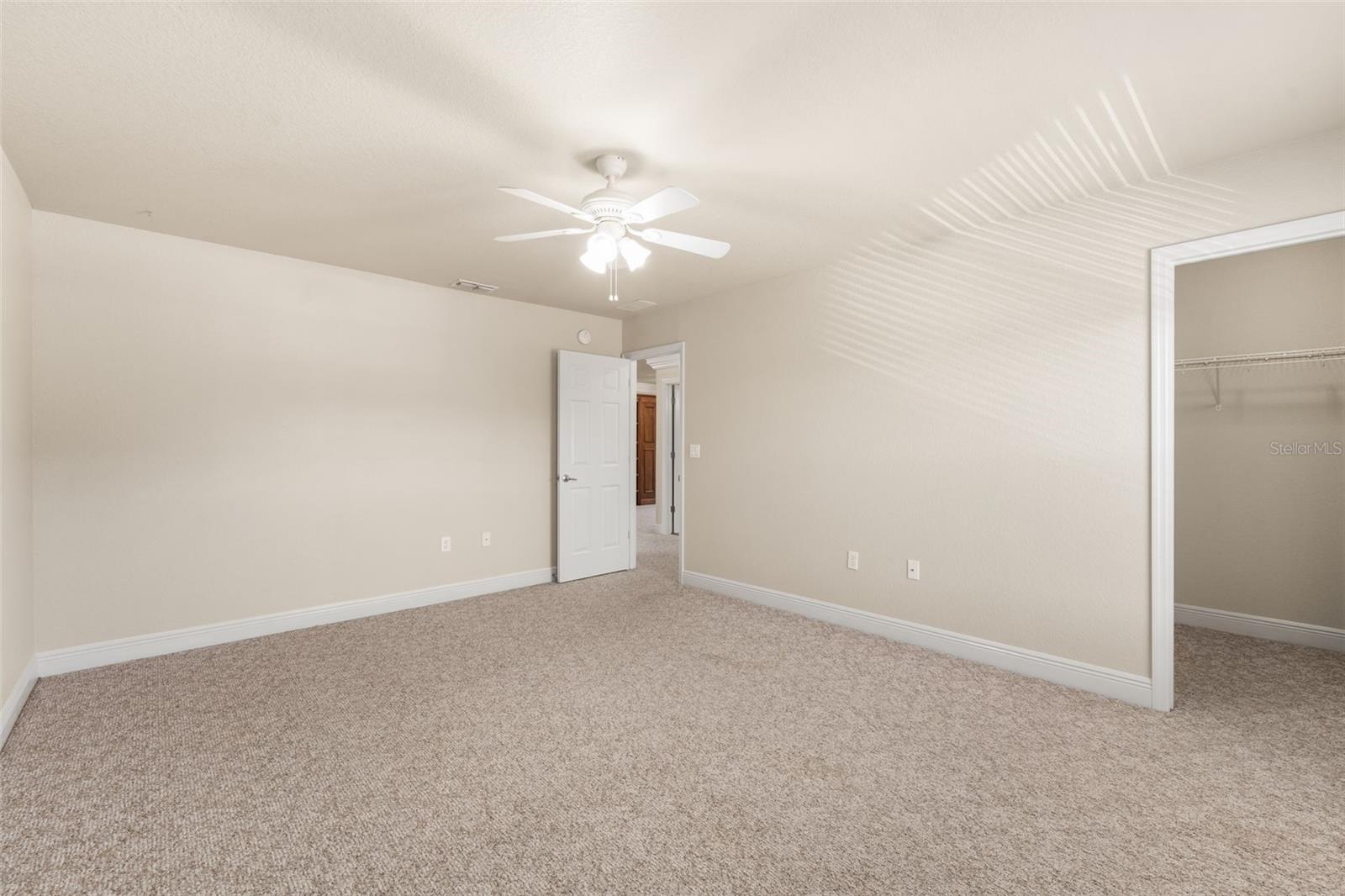 Image 27 of 40 For 3950 39th Circle