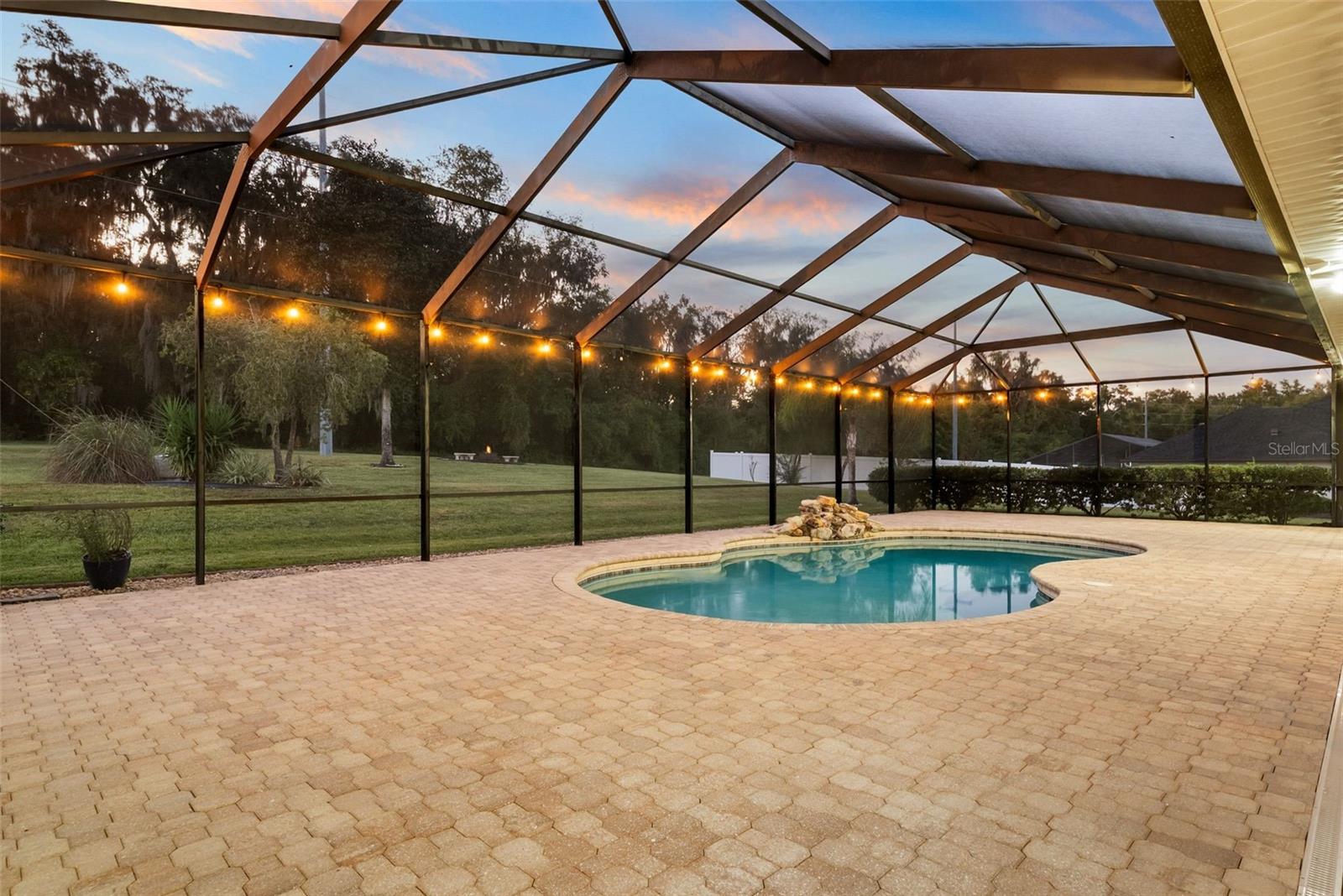 Image 3 of 40 For 3950 39th Circle