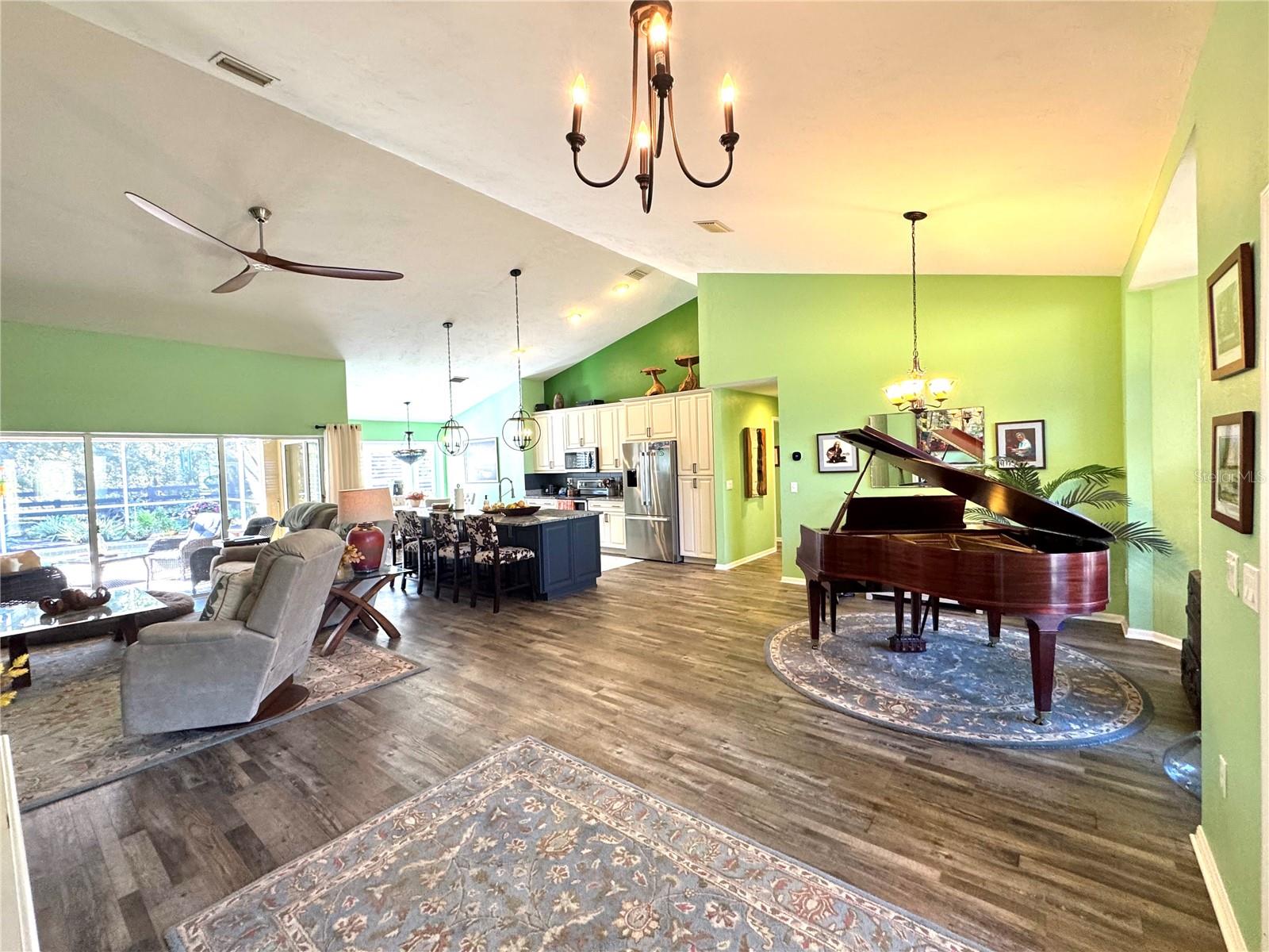 Image 14 of 41 For 4577 Tomahawk Drive