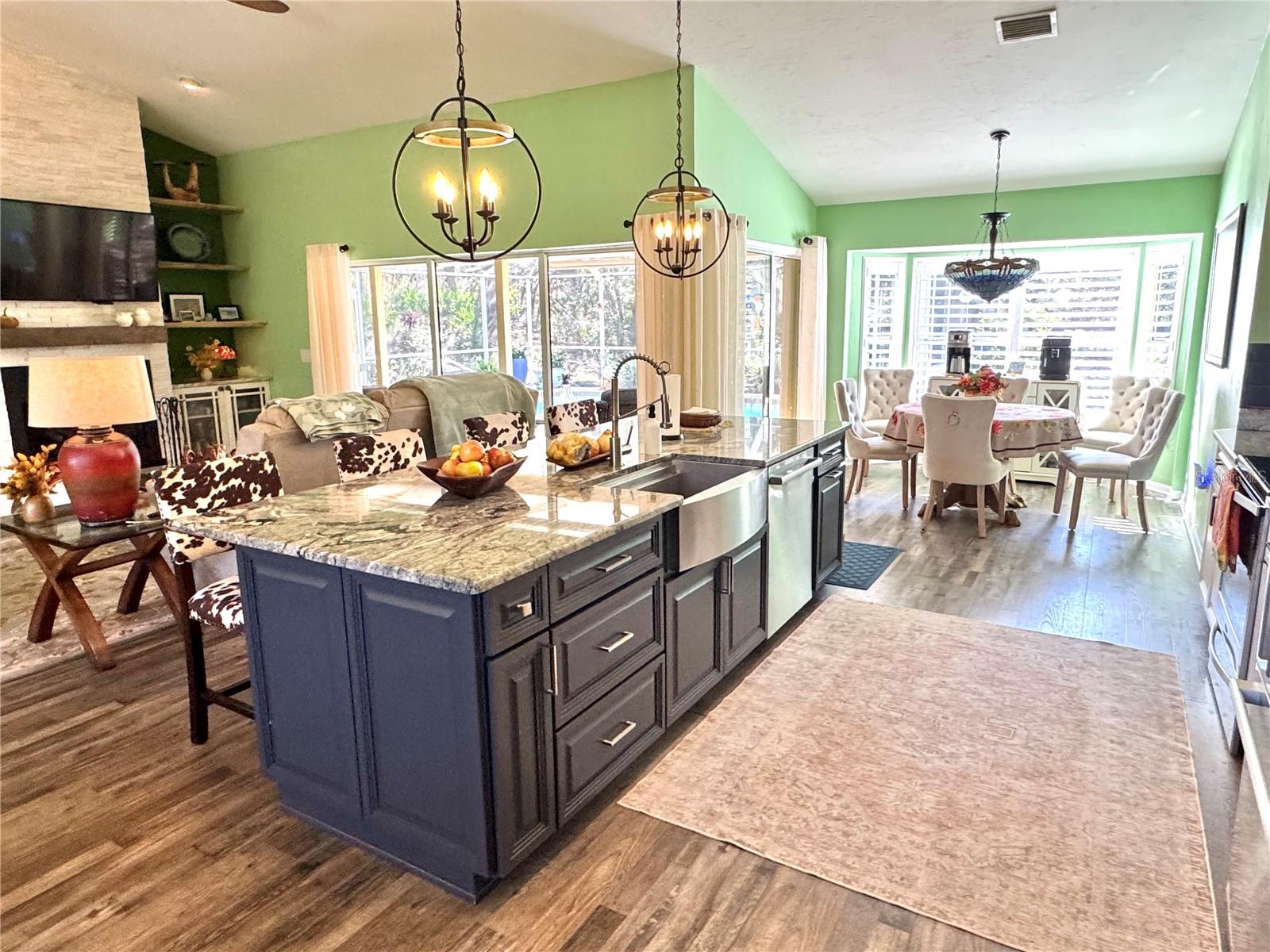 Image 5 of 41 For 4577 Tomahawk Drive