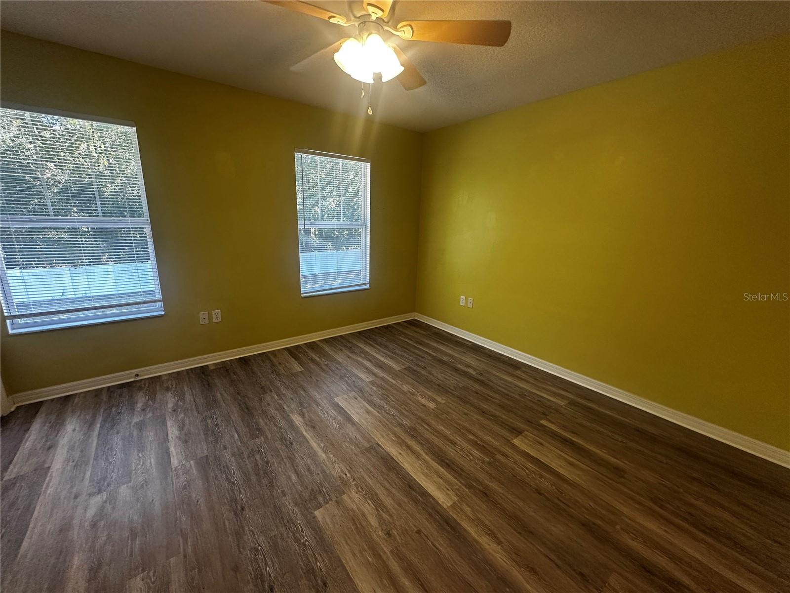 Image 14 of 17 For 2348 42nd Drive 153