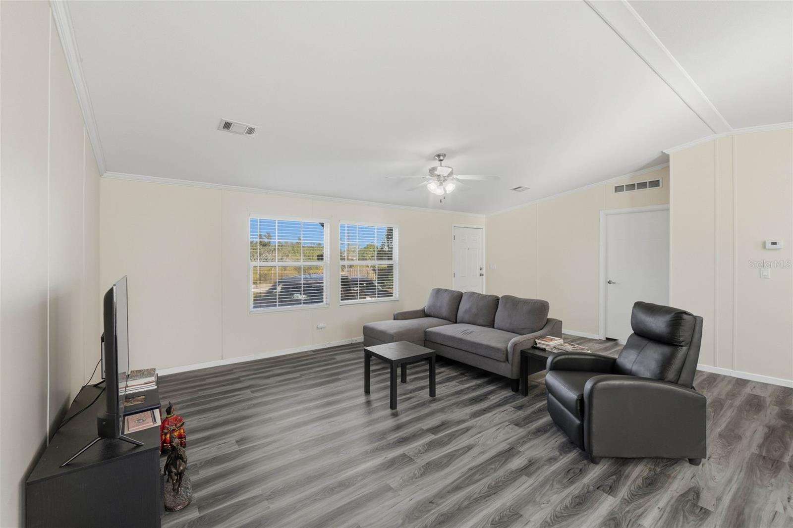 Image 10 of 35 For 14396 Montevista Road