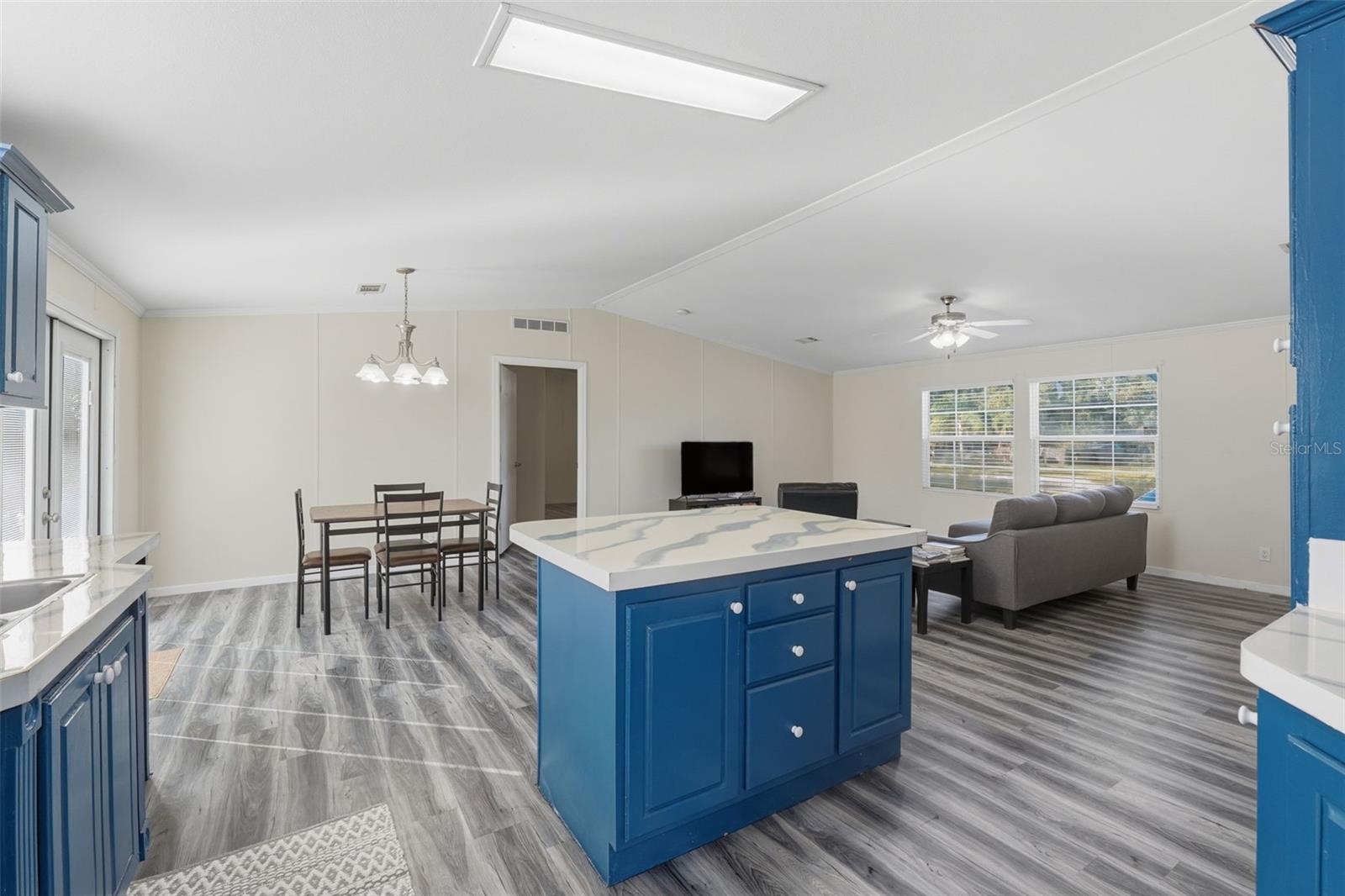 Image 16 of 35 For 14396 Montevista Road