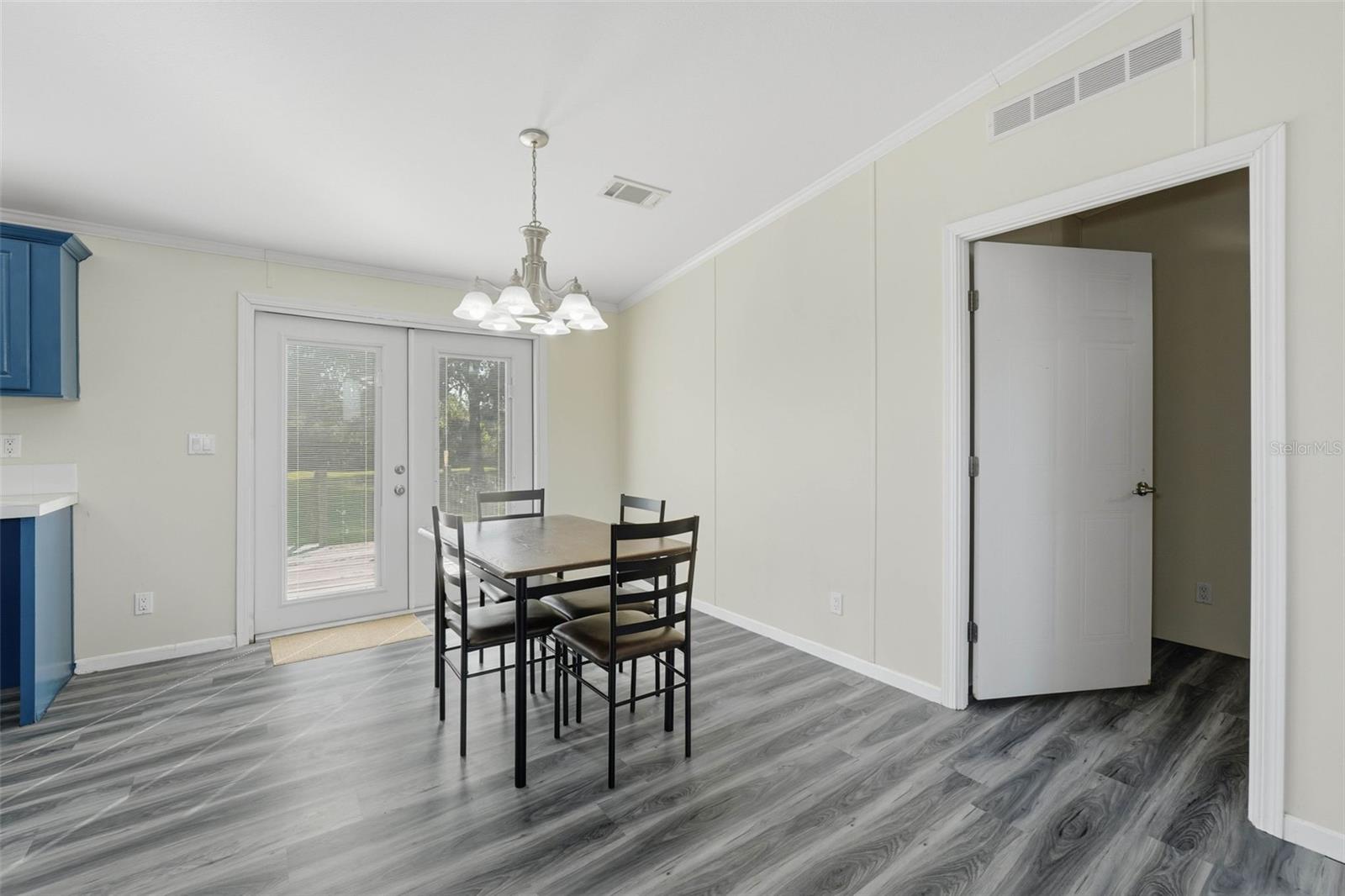 Image 20 of 35 For 14396 Montevista Road