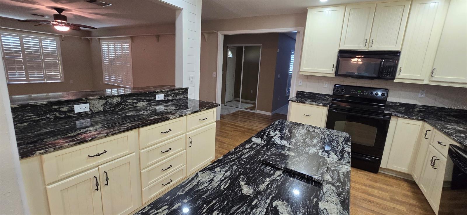 Image 5 of 23 For 7355 106th Place