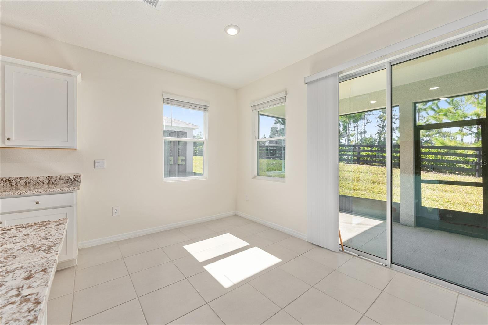 Image 13 of 44 For 6239 93rd Loop