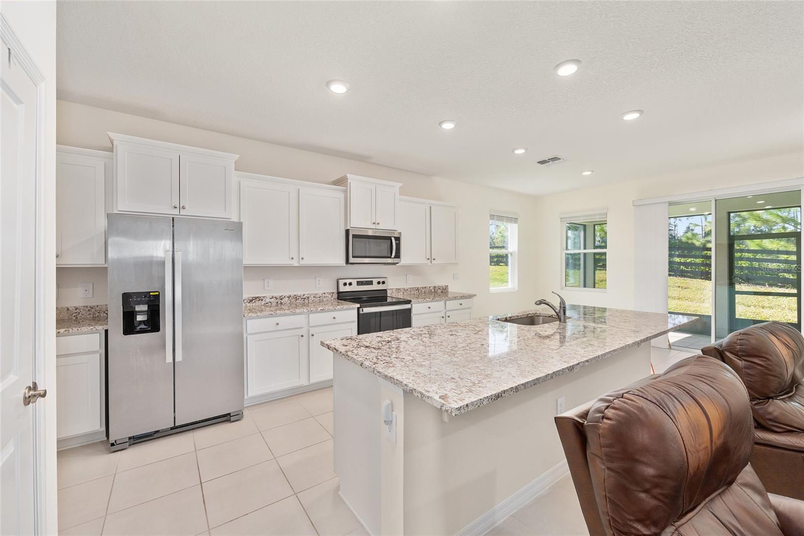 Image 17 of 44 For 6239 93rd Loop