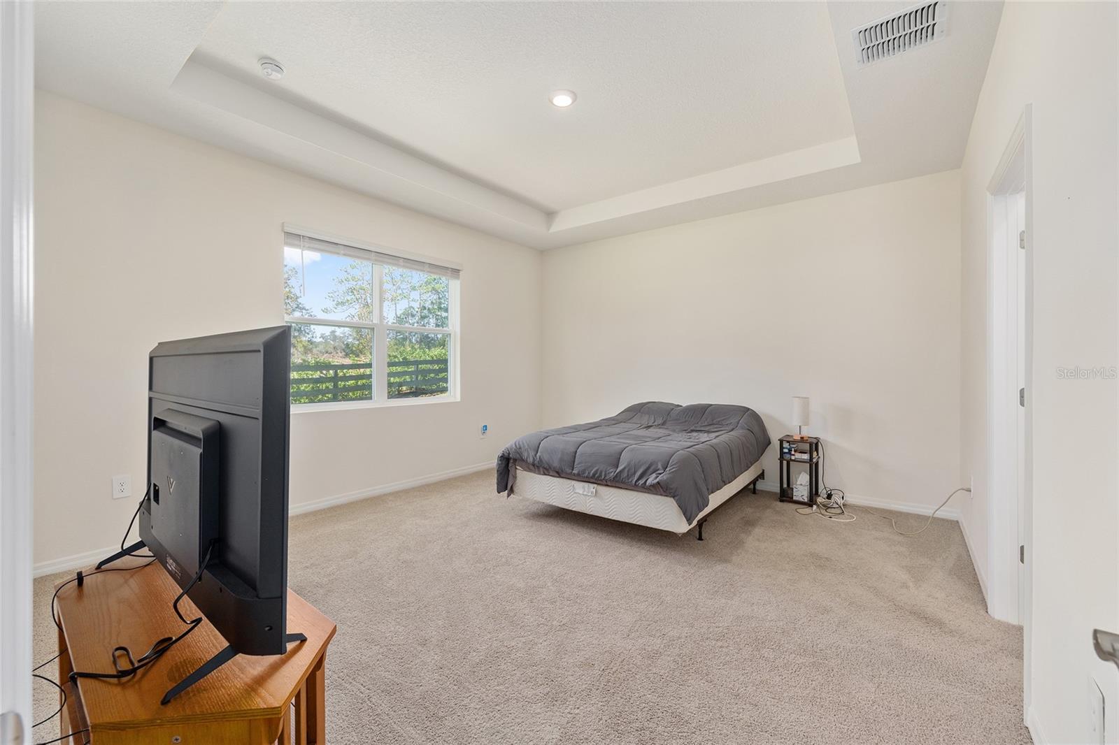 Image 19 of 44 For 6239 93rd Loop